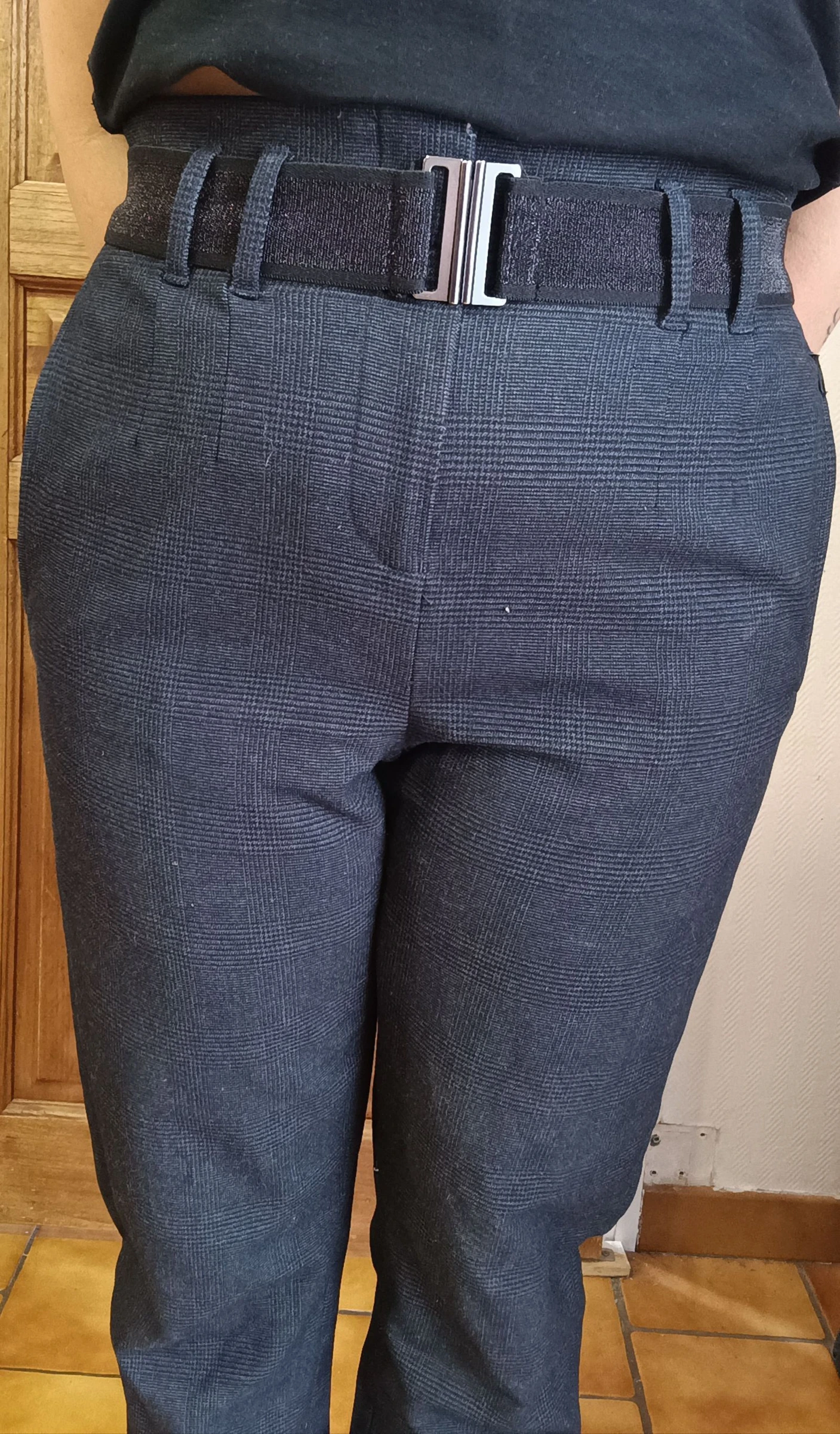 Pantalón de vestir cigarro con estampado y cinturón Elora XS – photo 3